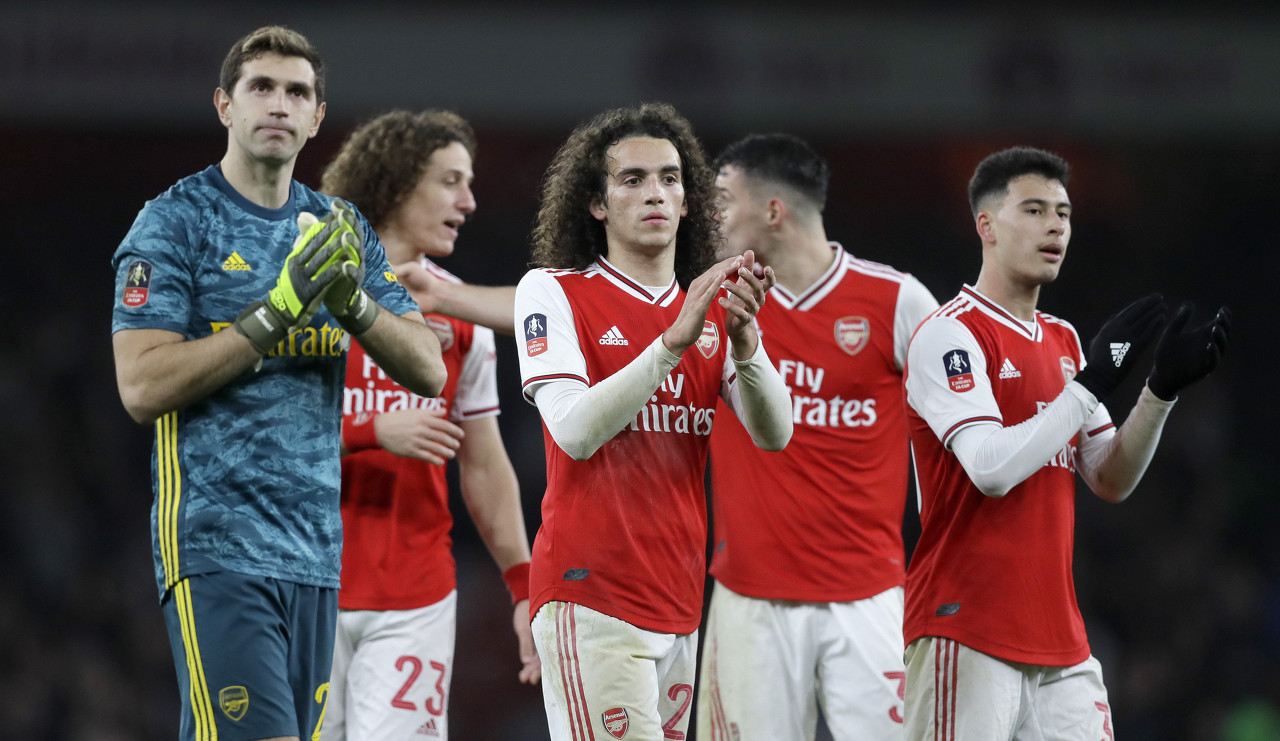 TA：纽卡正关注德甲市场，有意引进哈努斯和科贝尔（TA：纽卡盯上德甲市场，考虑签下哈努斯与科贝尔）