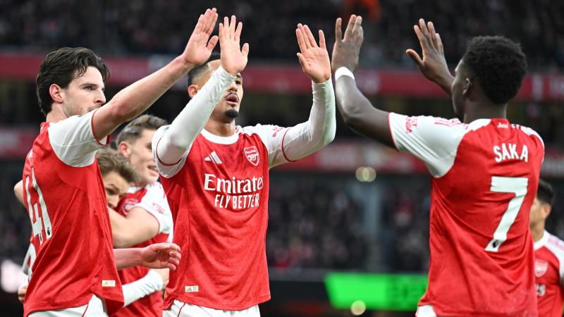 莱万+拉菲尼亚=欧洲最强双人组！合计狂轰46球（莱万携手拉菲尼亚，欧洲最强双星合计攻入46球）