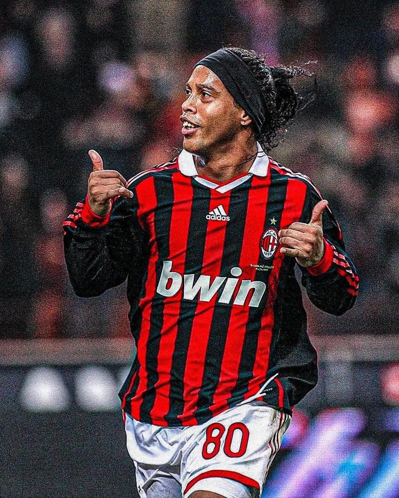 斯基拉：比萨想租借国米的卡尔博尼和罗马的皮西利（斯基拉：比萨有意从国米与罗马租借卡尔博尼、皮西利）